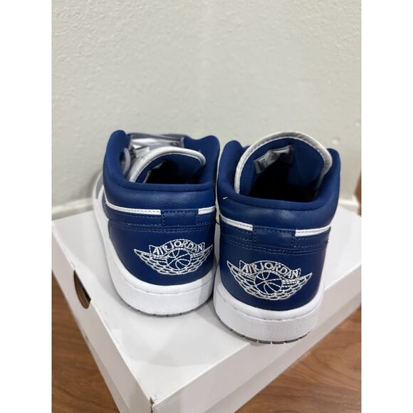 Air Jordan Air Jordan 1 Low French Blue DC0774-042 Women Size 11 (mens 9.5) - Picture 5 of 6